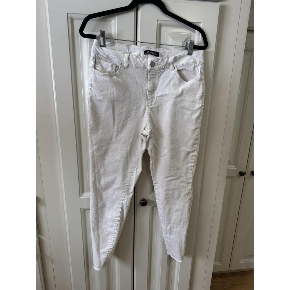 d.jeans Ivory Skinny Ankle Jeans Size 10 Stretch Raw Hem Clean Summer Style